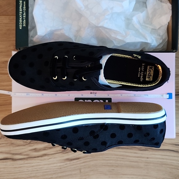 🌼 NWT Keds Kate Spade black dotted sneakers - Picture 5 of 7